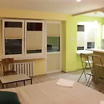 Apartament Raz Dwa Trzy